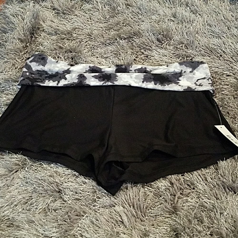Yoga short